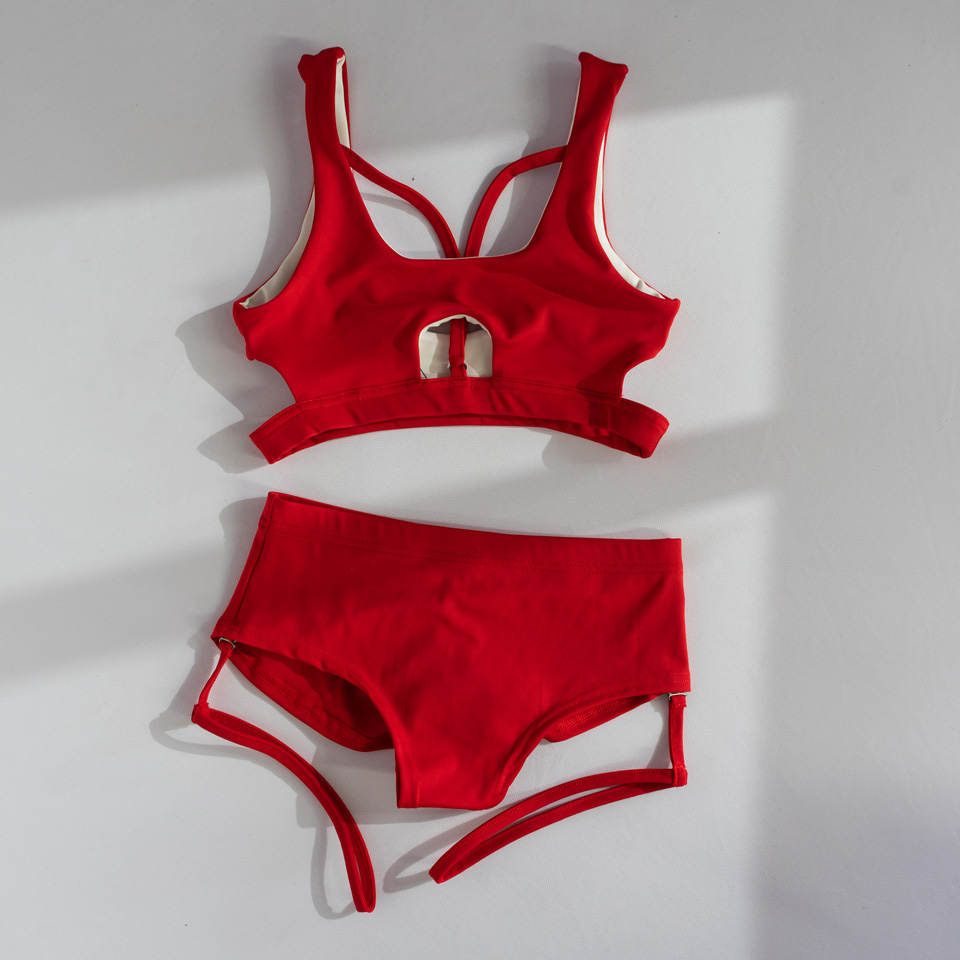 Melanie-SET-Red-01
