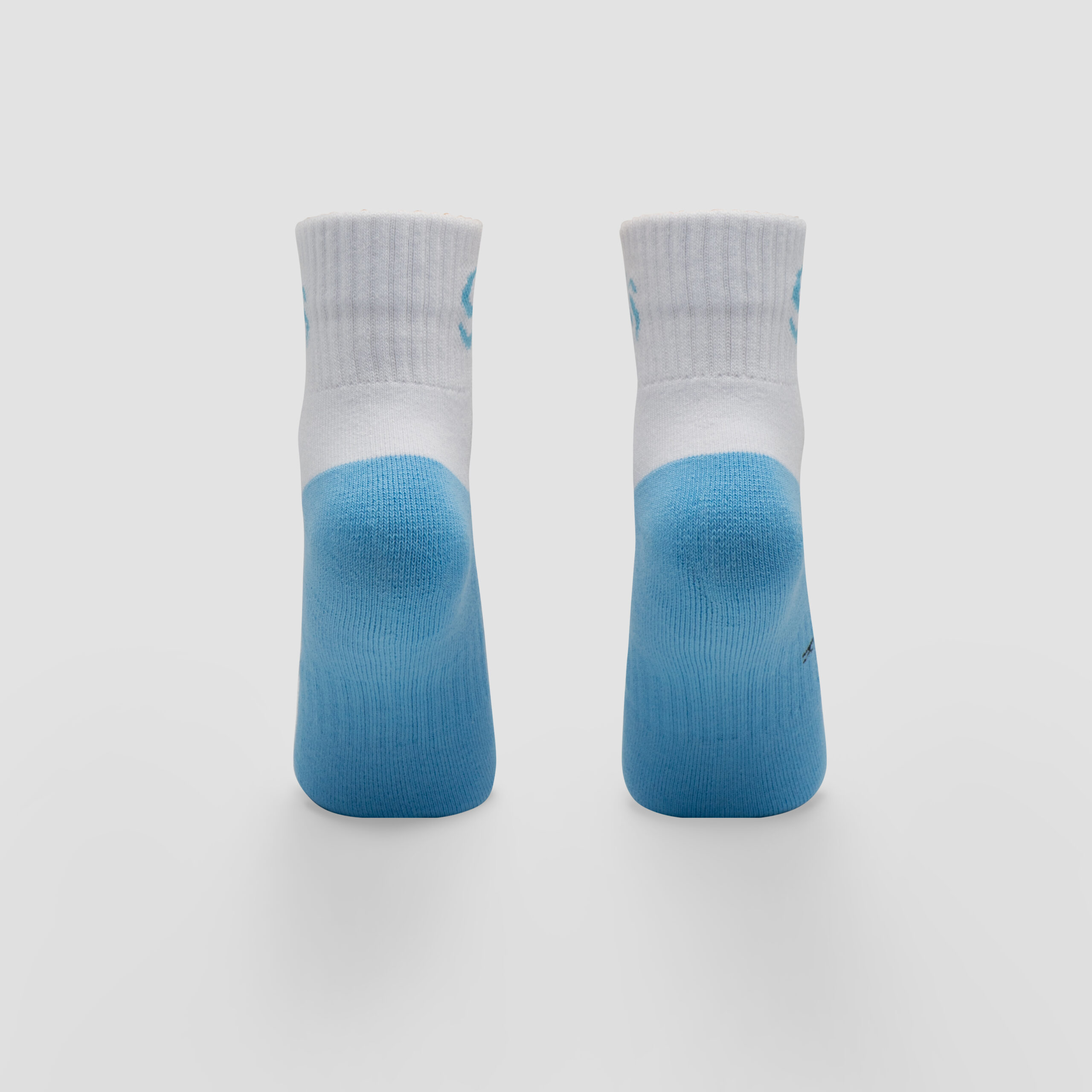 06_Ankle Sock IAM White-Sky-03